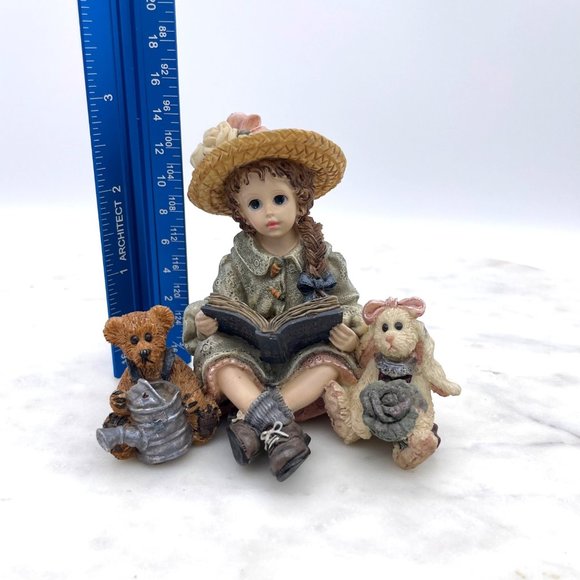 Boyds Yesterday's Child Figurine Julia "Home Again" #3520 1997 Series 9 - Picture 9 of 12